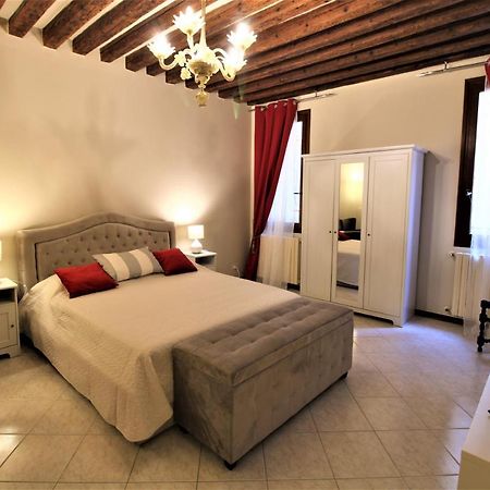 Central And Spacious Apartment Venedik Dış mekan fotoğraf