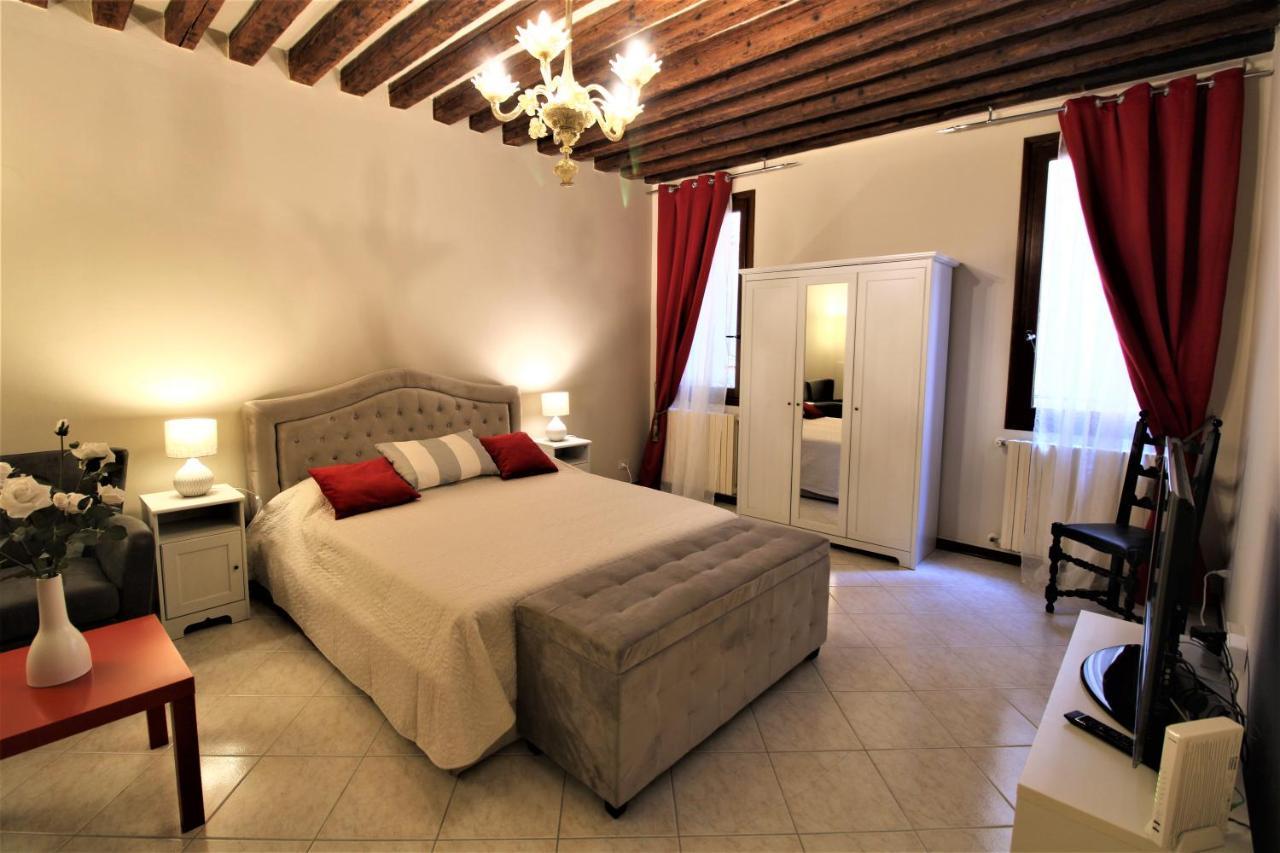Central And Spacious Apartment Venedik Dış mekan fotoğraf